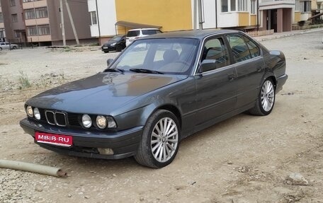 BMW 5 серия, 1992 год, 257 000 рублей, 1 фотография