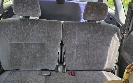 Toyota Ipsum II, 1998 год, 490 000 рублей, 15 фотография