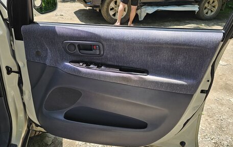 Toyota Ipsum II, 1998 год, 490 000 рублей, 21 фотография