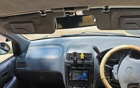 Toyota Ipsum II, 1998 год, 490 000 рублей, 17 фотография