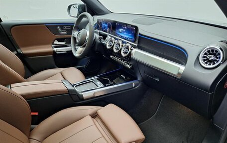 Mercedes-Benz GLB, 2024 год, 6 720 000 рублей, 5 фотография