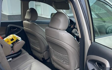 Toyota RAV4, 2006 год, 940 000 рублей, 8 фотография