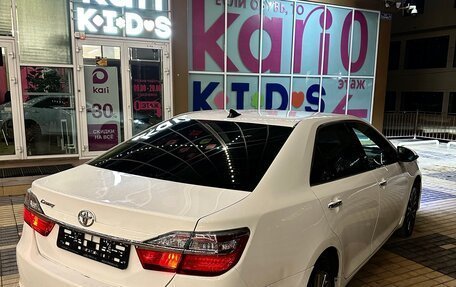 Toyota Camry, 2018 год, 1 600 000 рублей, 2 фотография