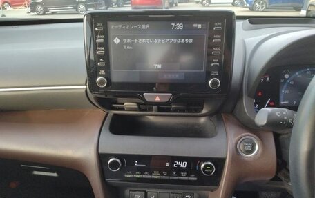 Toyota Yaris Cross, 2022 год, 1 425 000 рублей, 10 фотография