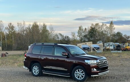 Toyota Land Cruiser 200, 2017 год, 8 299 000 рублей, 3 фотография