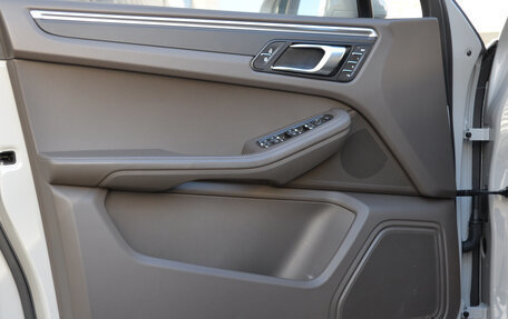 Porsche Macan I рестайлинг, 2021 год, 6 490 000 рублей, 24 фотография