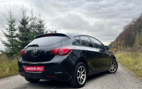 Opel Astra J, 2011 год, 600 000 рублей, 9 фотография