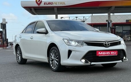 Toyota Camry, 2016 год, 1 690 000 рублей, 5 фотография