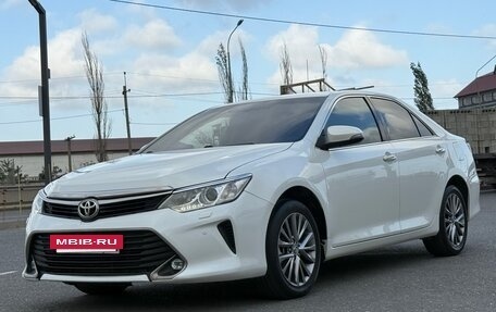 Toyota Camry, 2016 год, 1 690 000 рублей, 3 фотография