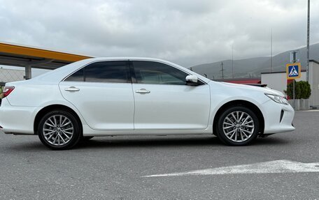 Toyota Camry, 2016 год, 1 690 000 рублей, 7 фотография