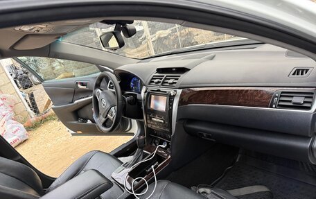 Toyota Camry, 2016 год, 1 690 000 рублей, 38 фотография