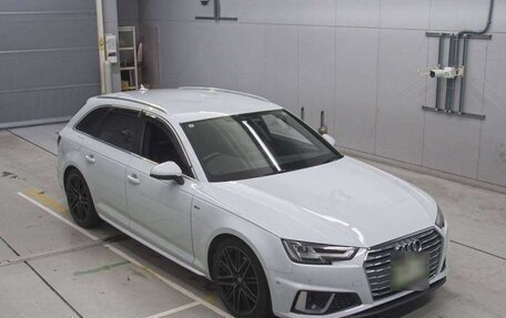 Audi A4, 2019 год, 1 800 000 рублей, 2 фотография