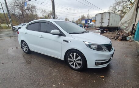 KIA Rio III рестайлинг, 2016 год, 860 000 рублей, 2 фотография