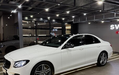 Mercedes-Benz E-Класс, 2017 год, 3 900 000 рублей, 4 фотография