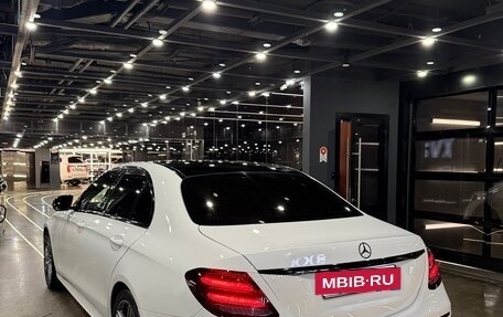 Mercedes-Benz E-Класс, 2017 год, 3 900 000 рублей, 7 фотография