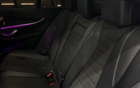 Mercedes-Benz E-Класс, 2017 год, 3 900 000 рублей, 22 фотография