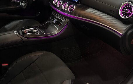 Mercedes-Benz E-Класс, 2017 год, 3 900 000 рублей, 20 фотография