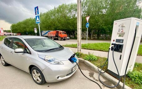 Nissan Leaf I, 2011 год, 530 000 рублей, 5 фотография