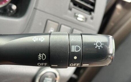 Toyota ISis I, 2011 год, 998 000 рублей, 14 фотография
