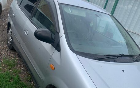 Nissan Tino, 2002 год, 320 000 рублей, 1 фотография