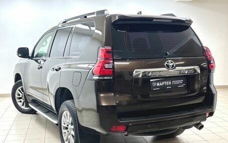 Toyota Land Cruiser Prado 150 рестайлинг 2, 2017 год, 4 987 000 рублей, 5 фотография
