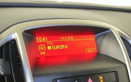 Opel Astra J, 2011 год, 742 000 рублей, 11 фотография