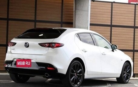 Mazda 3, 2021 год, 1 367 000 рублей, 6 фотография