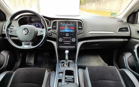 Renault Megane IV, 2018 год, 1 400 000 рублей, 8 фотография