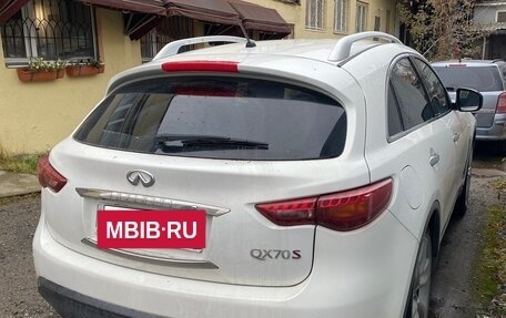 Infiniti QX70, 2015 год, 1 930 000 рублей, 6 фотография