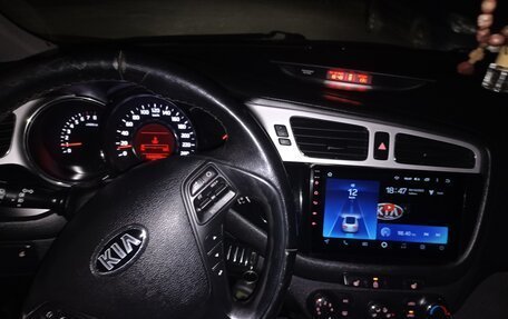 KIA cee'd III, 2014 год, 1 300 000 рублей, 15 фотография