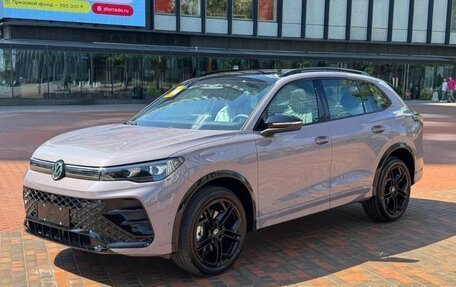 Volkswagen Tiguan, 2025 год, 4 900 000 рублей, 6 фотография