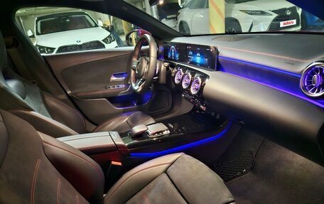Mercedes-Benz CLA, 2019 год, 3 400 000 рублей, 16 фотография
