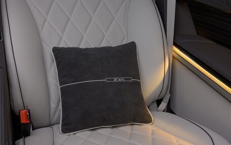 Mercedes-Benz V-Класс, 2024 год, 52 800 000 рублей, 13 фотография