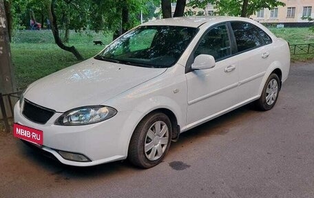 Daewoo Gentra II, 2015 год, 450 000 рублей, 2 фотография