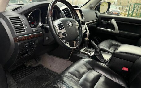 Toyota Land Cruiser 200, 2012 год, 3 299 000 рублей, 14 фотография