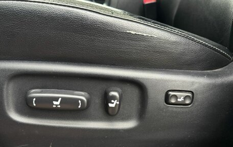 Toyota Land Cruiser 200, 2012 год, 3 299 000 рублей, 22 фотография