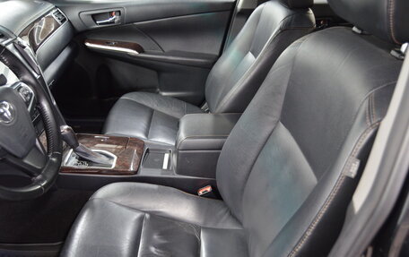 Toyota Camry, 2017 год, 1 750 000 рублей, 9 фотография