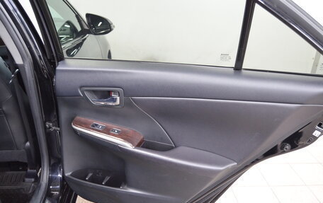 Toyota Camry, 2017 год, 1 750 000 рублей, 20 фотография