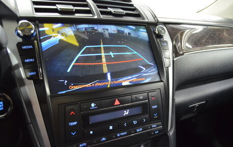 Toyota Camry, 2017 год, 1 750 000 рублей, 14 фотография