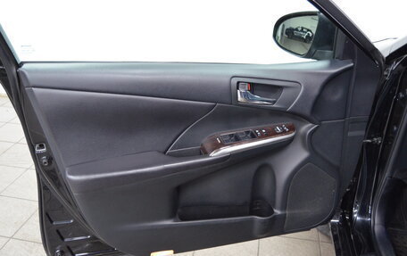 Toyota Camry, 2017 год, 1 750 000 рублей, 7 фотография