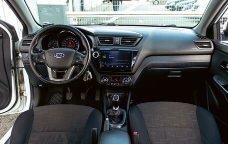 KIA Rio III рестайлинг, 2012 год, 855 000 рублей, 16 фотография