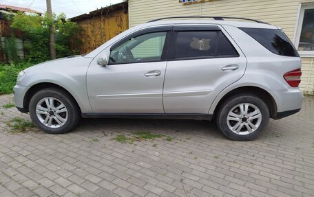 Mercedes-Benz M-Класс, 2005 год, 1 048 000 рублей, 2 фотография