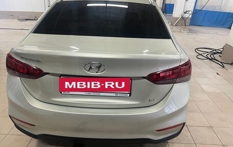 Hyundai Solaris II рестайлинг, 2019 год, 1 400 000 рублей, 2 фотография