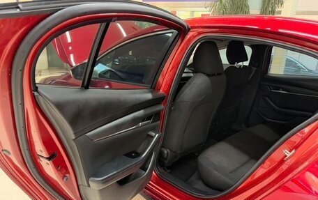 Mazda 3, 2021 год, 1 650 000 рублей, 9 фотография