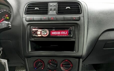 Volkswagen Polo VI (EU Market), 2011 год, 790 000 рублей, 23 фотография