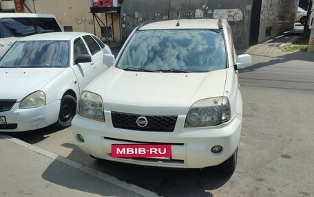 Nissan X-Trail, 2005 год, 610 000 рублей, 2 фотография
