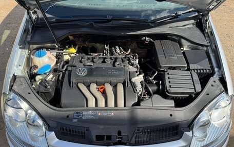 Volkswagen Golf V, 2004 год, 420 000 рублей, 3 фотография
