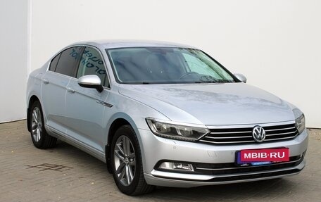 Volkswagen Passat B8 рестайлинг, 2015 год, 1 849 000 рублей, 3 фотография
