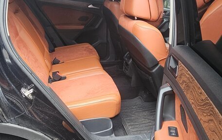 Volkswagen Tiguan II, 2020 год, 2 490 000 рублей, 14 фотография