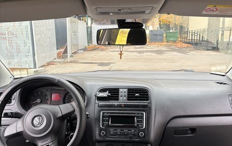 Volkswagen Polo VI (EU Market), 2013 год, 670 000 рублей, 10 фотография